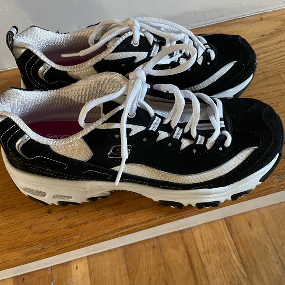Skechers Shoes - Skechers Sneakers Black and White size 7M